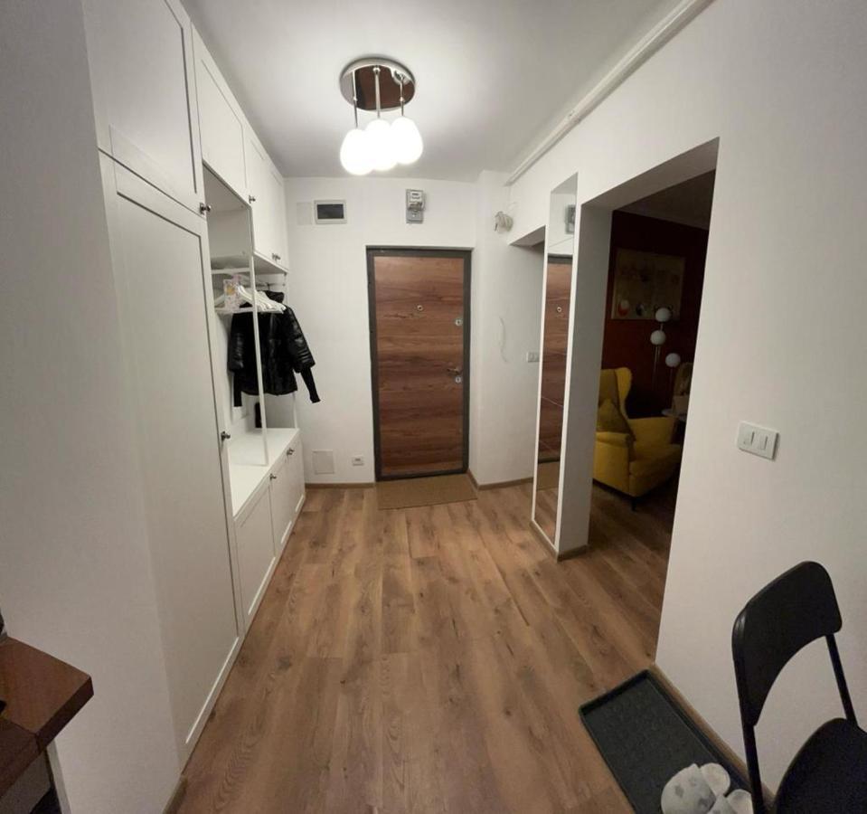 Meba Apartments Braşov Exteriör bild